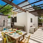 Sessana By Perle Di Puglia * Ceglie Messapica